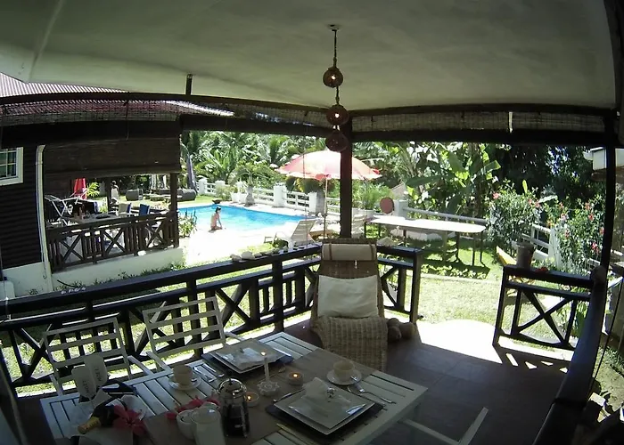 Kokogrove Alpstuga Anse Royale